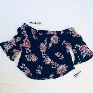 Old Navy Off-the-shoulder Floral Top with Ruffle Sleeves